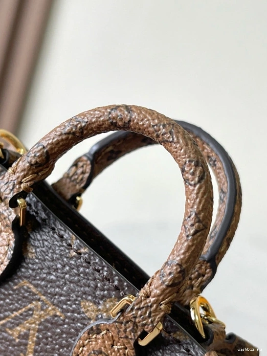 WIS LOUIS MICRO-8.5*3.5*10.5CM VUITTON ONTHEGO 0116